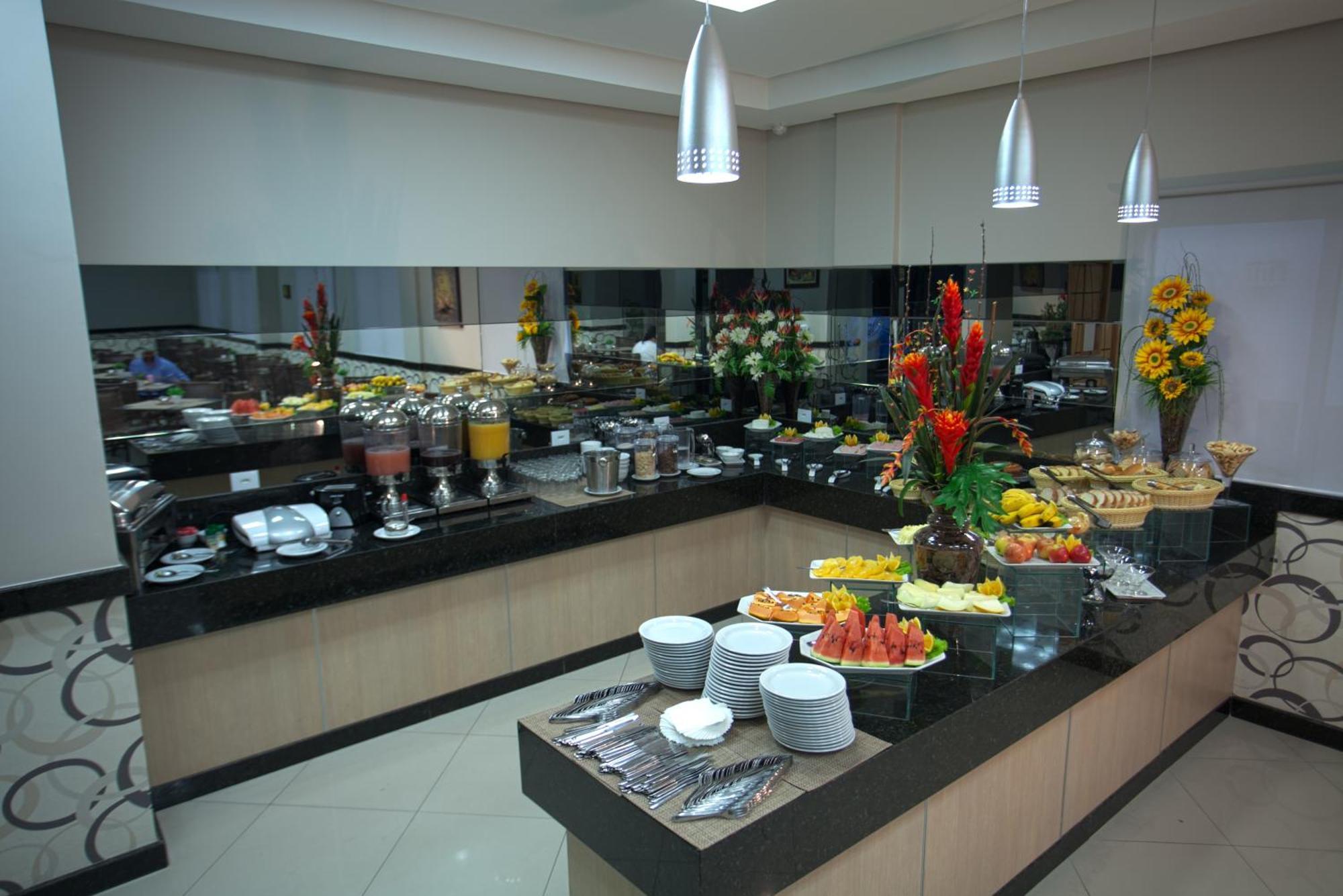 Skala Traveling Hotel Cuiabá Eksteriør billede